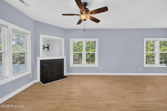 2316 Wrightsville Avenue Apt 223, Wilmington, NC 28403