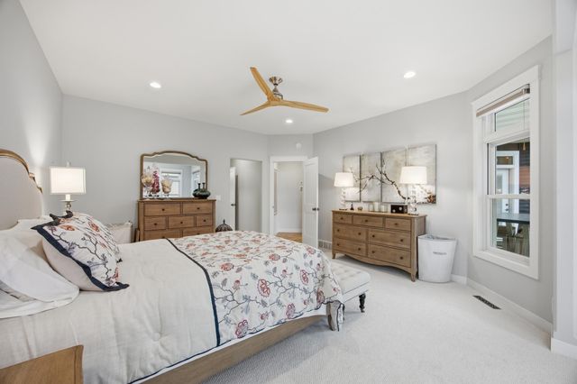 818 Rania Way W, West Fargo, ND 58078