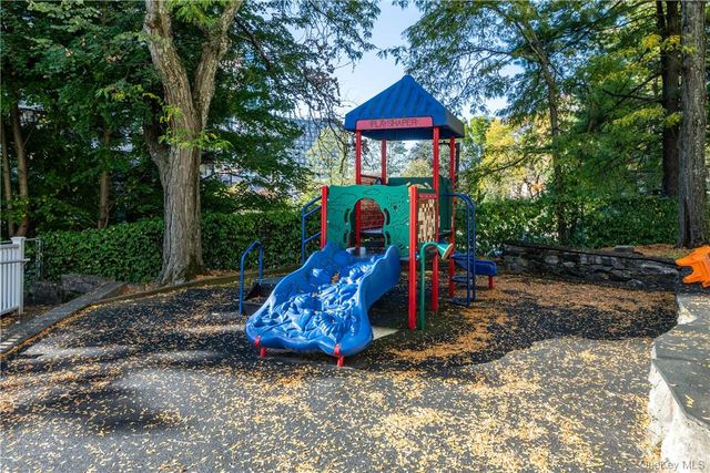 37 Hillside Terrace A, White Plains, NY 10601