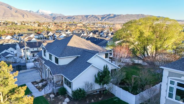 1079 W RIDGESIDE CT, South Jordan, UT 84095