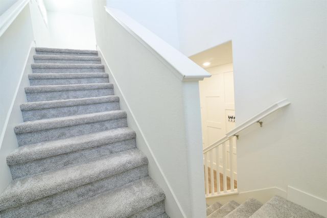 9941 Del Surf Ln, Elk Grove, CA 95757