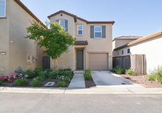 9941 Del Surf Ln, Elk Grove, CA 95757
