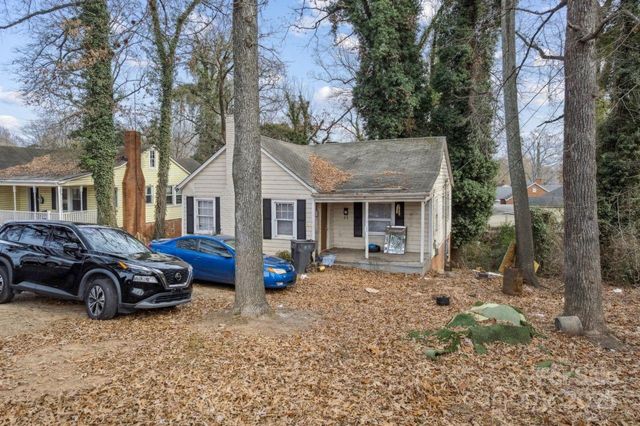 655 Bradford Drive, Charlotte, NC 28208