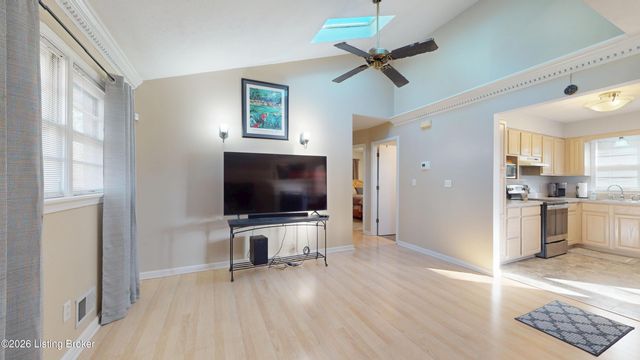 5913 Leon Way, Louisville, KY 40214