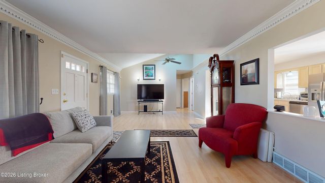 5913 Leon Way, Louisville, KY 40214