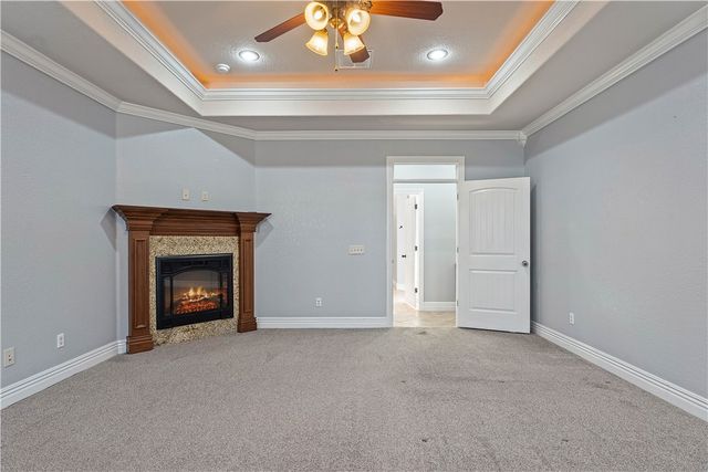 1020 Hunters Pointe, Bentonville, AR 72713