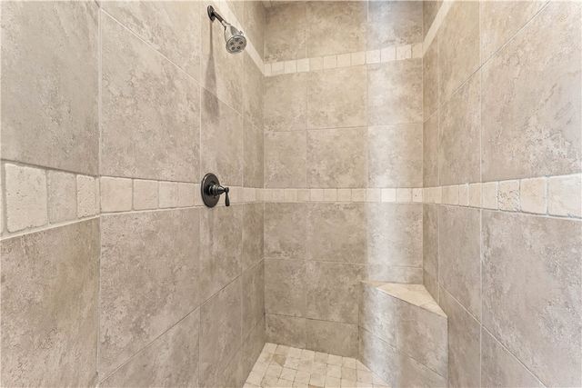 1020 Hunters Pointe, Bentonville, AR 72713