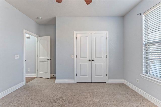 1020 Hunters Pointe, Bentonville, AR 72713