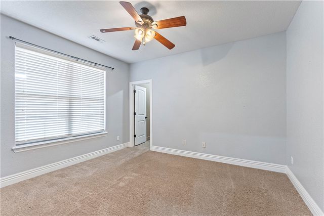 1020 Hunters Pointe, Bentonville, AR 72713