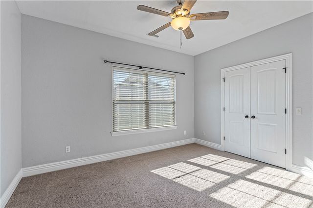 1020 Hunters Pointe, Bentonville, AR 72713