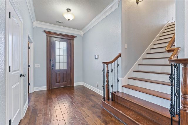 1020 Hunters Pointe, Bentonville, AR 72713