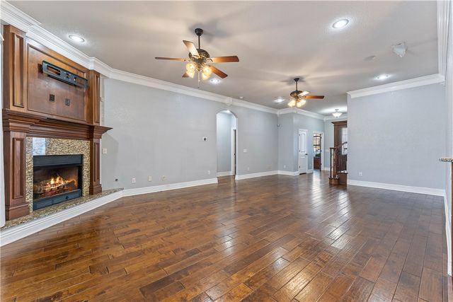 1020 Hunters Pointe, Bentonville, AR 72713