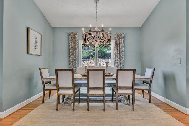 2245 Thomason LN, Goodview, VA 24095