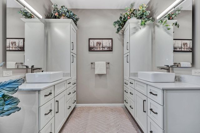 2245 Thomason LN, Goodview, VA 24095