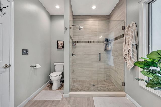 2245 Thomason LN, Goodview, VA 24095