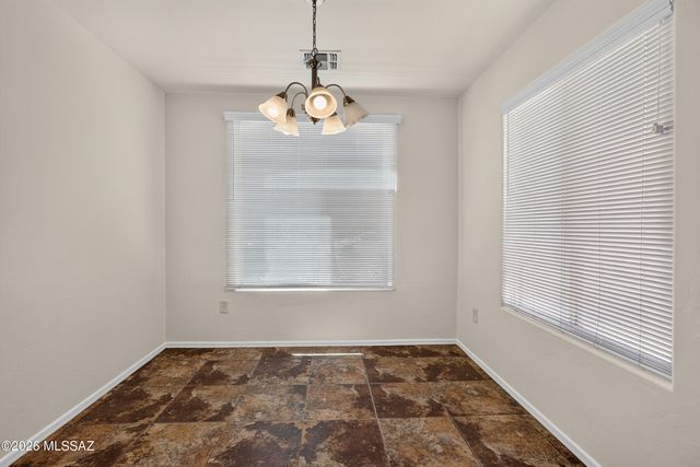 6512 W Swan Falls Way, Tucson, AZ 85757