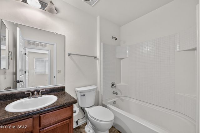 6512 W Swan Falls Way, Tucson, AZ 85757