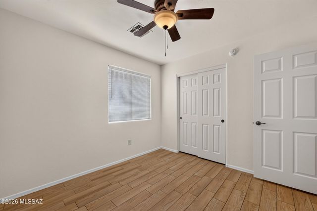 6512 W Swan Falls Way, Tucson, AZ 85757