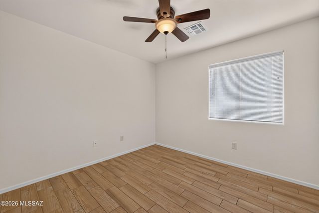 6512 W Swan Falls Way, Tucson, AZ 85757
