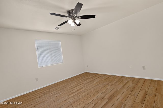 6512 W Swan Falls Way, Tucson, AZ 85757