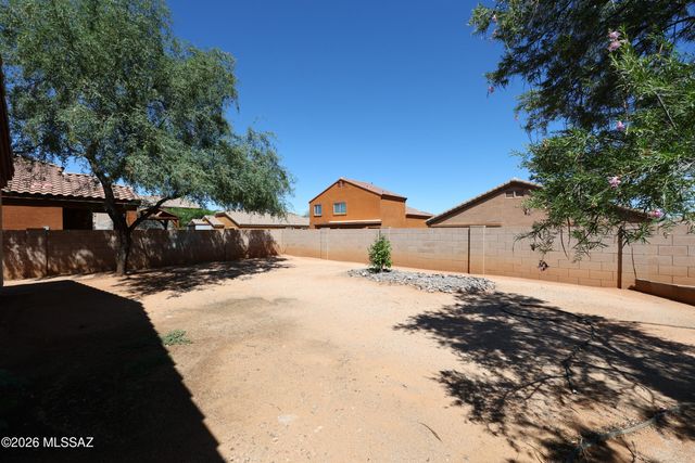6512 W Swan Falls Way, Tucson, AZ 85757