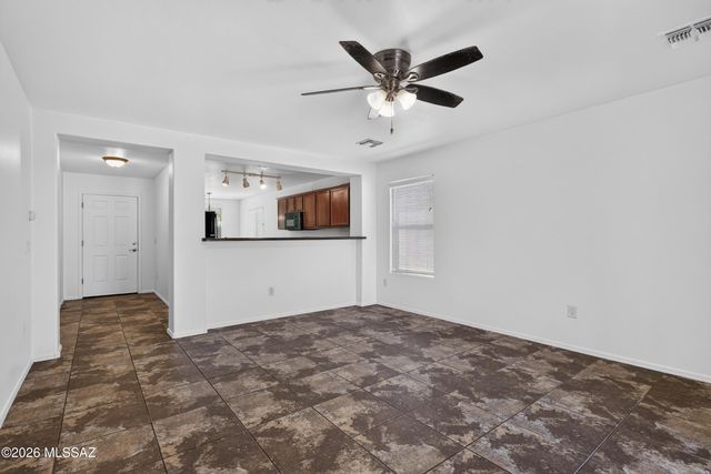 6512 W Swan Falls Way, Tucson, AZ 85757
