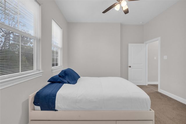 504 Nursery 2210, The Woodlands, TX 77380