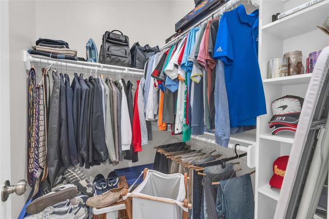 504 Nursery 2210, The Woodlands, TX 77380