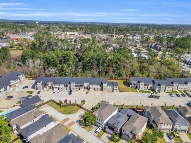 504 Nursery 2210, The Woodlands, TX 77380