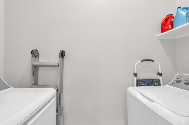 504 Nursery 2210, The Woodlands, TX 77380