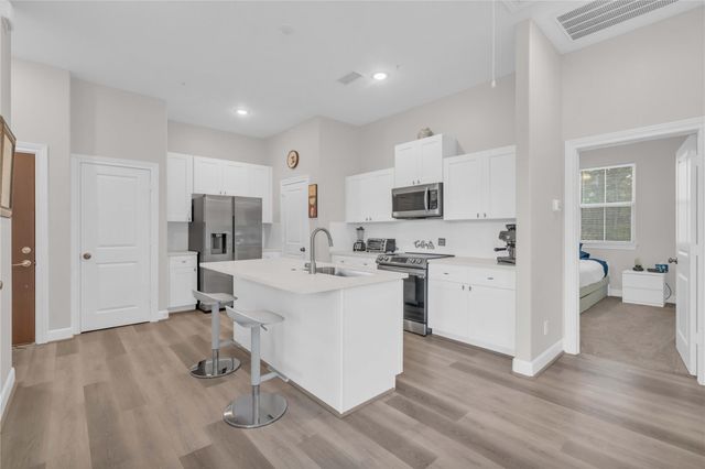 504 Nursery 2210, The Woodlands, TX 77380