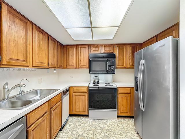 1710 S Ocean Ln 404, Fort Lauderdale, FL 33316