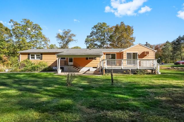 34 Merrimac Drive, Trumbull, CT 06611