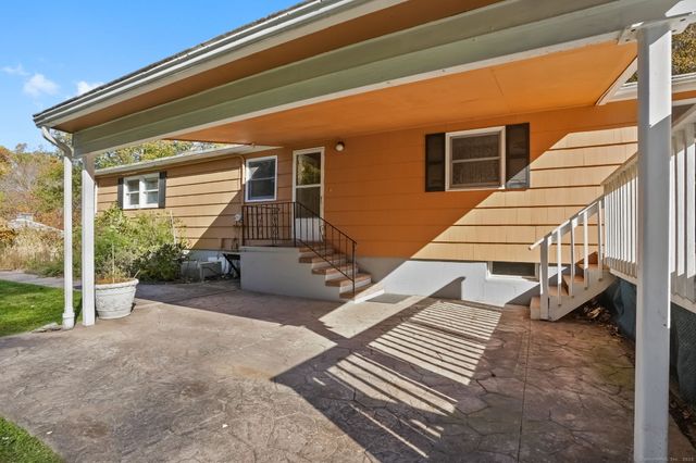 34 Merrimac Drive, Trumbull, CT 06611