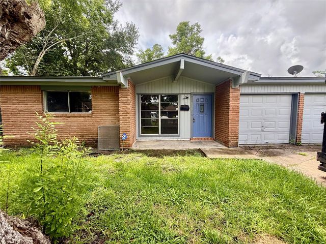 806 Shawnee Street, Houston, TX 77034
