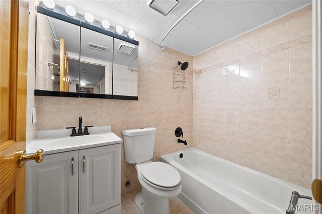 12800 Portulaca Drive F, St Louis, MO 63146