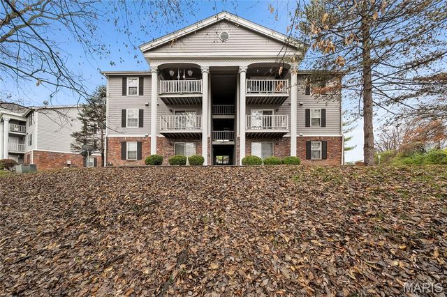 12800 Portulaca Drive F, St Louis, MO 63146