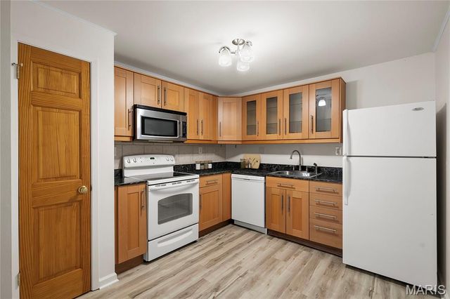 12800 Portulaca Drive F, St Louis, MO 63146