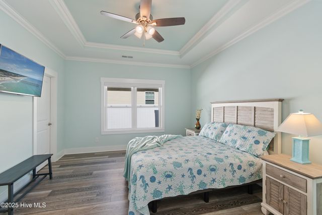 129 NW 8th Street, Oak Island, NC 28465