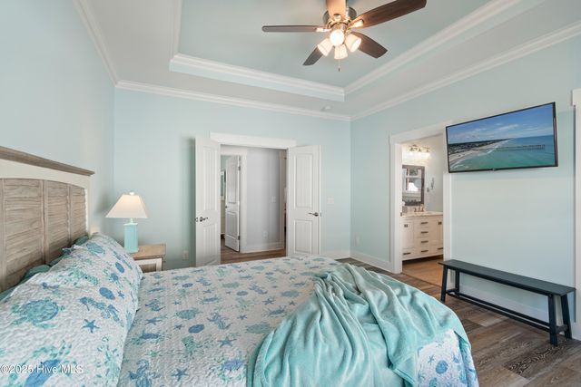 129 NW 8th Street, Oak Island, NC 28465