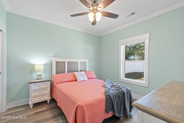 129 NW 8th Street, Oak Island, NC 28465