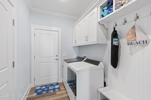 129 NW 8th Street, Oak Island, NC 28465