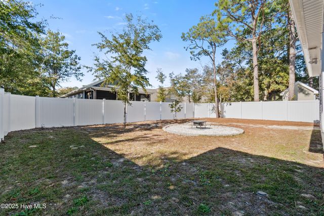 129 NW 8th Street, Oak Island, NC 28465