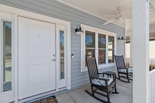 129 NW 8th Street, Oak Island, NC 28465