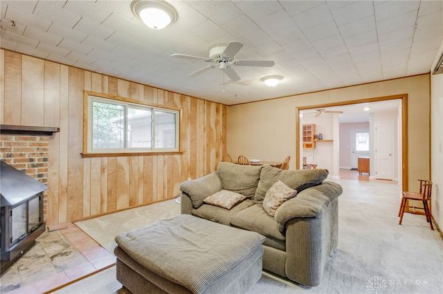 135 Lisa Lane, Yellow Springs Vlg, OH 45387