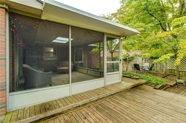 135 Lisa Lane, Yellow Springs Vlg, OH 45387