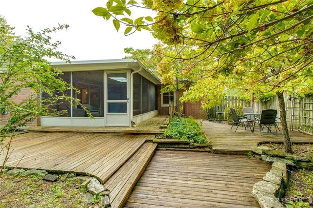 135 Lisa Lane, Yellow Springs Vlg, OH 45387