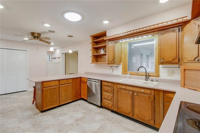 135 Lisa Lane, Yellow Springs Vlg, OH 45387