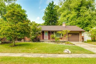 135 Lisa Lane, Yellow Springs Vlg, OH 45387