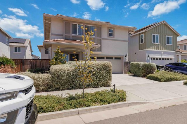 3305 America Dr, Lincoln, CA 95648